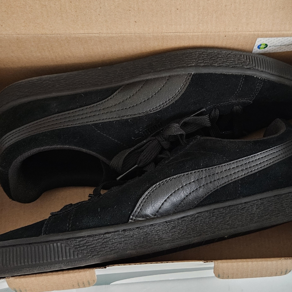 Puma Men's Black Suede Sneakers